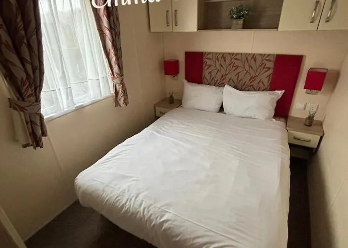 Kemping Lapwing 32 Cayton Bay *